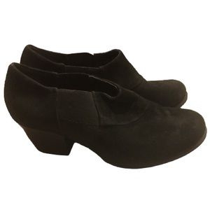 G.H Bass&Co. Bass-Susan Black Suede Booties Size 7M
